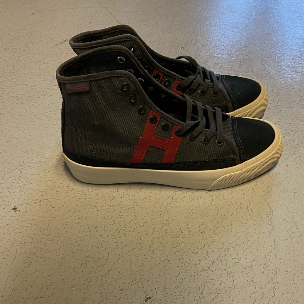 Brand new Huf high tops